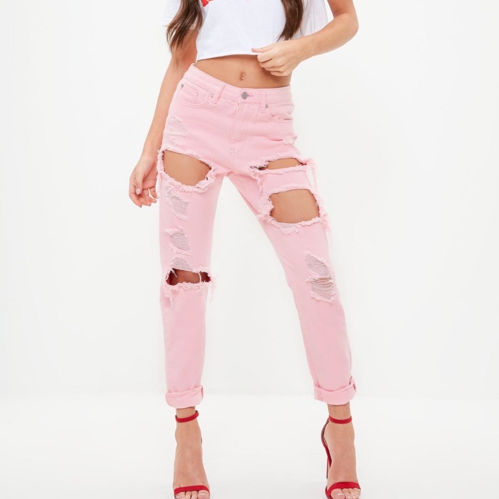 Brand New w/Tags | High Rise Distressed Mom Jean